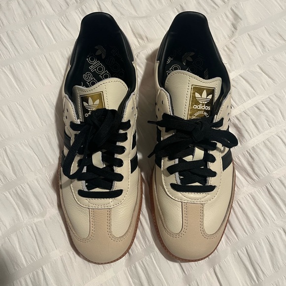 Women’s Adidas Originals Samba OG - Picture 2 of 7